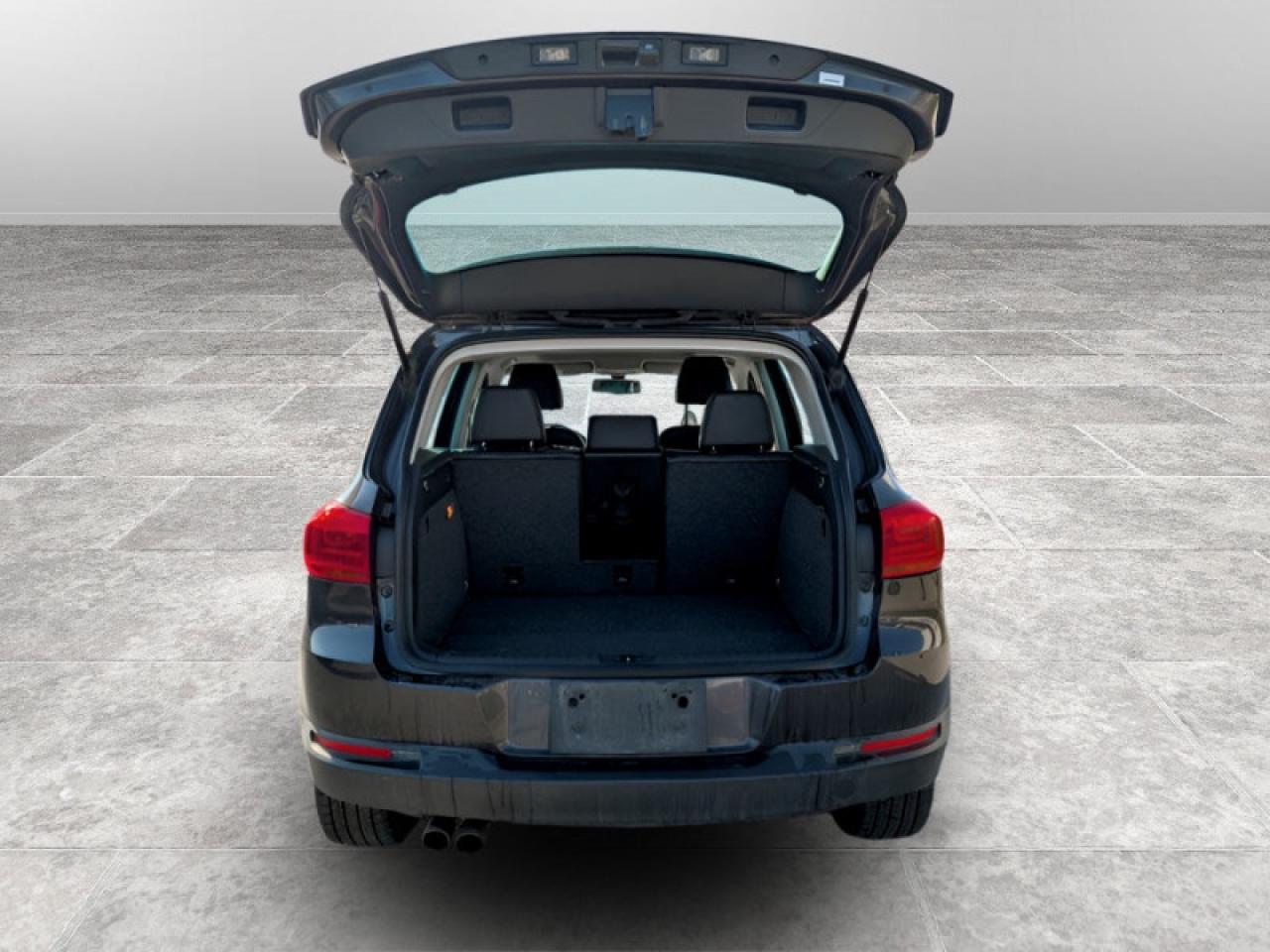 2016 Volkswagen Tiguan Comfortline w/Tech Pkg  **TECH PKG** Photo