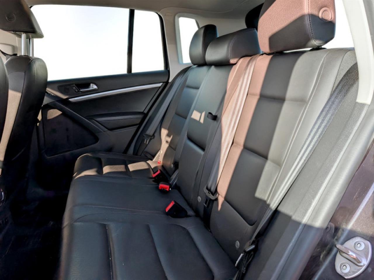 2016 Volkswagen Tiguan Comfortline w/Tech Pkg  **TECH PKG** Photo