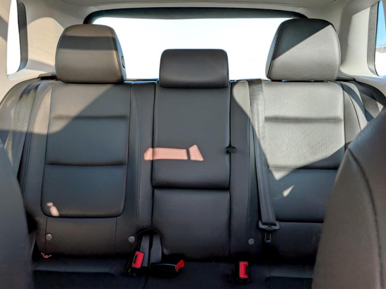 2016 Volkswagen Tiguan Comfortline w/Tech Pkg  **TECH PKG** Photo