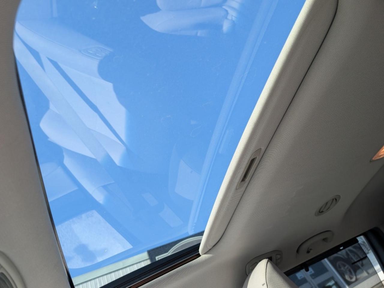 2019 Kia Sedona SX Photo