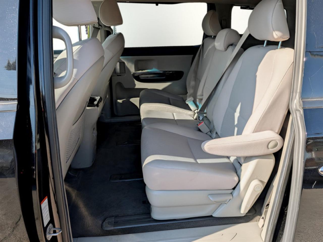 2019 Kia Sedona SX  **PWR SLIDERS - SUNROOF** Photo