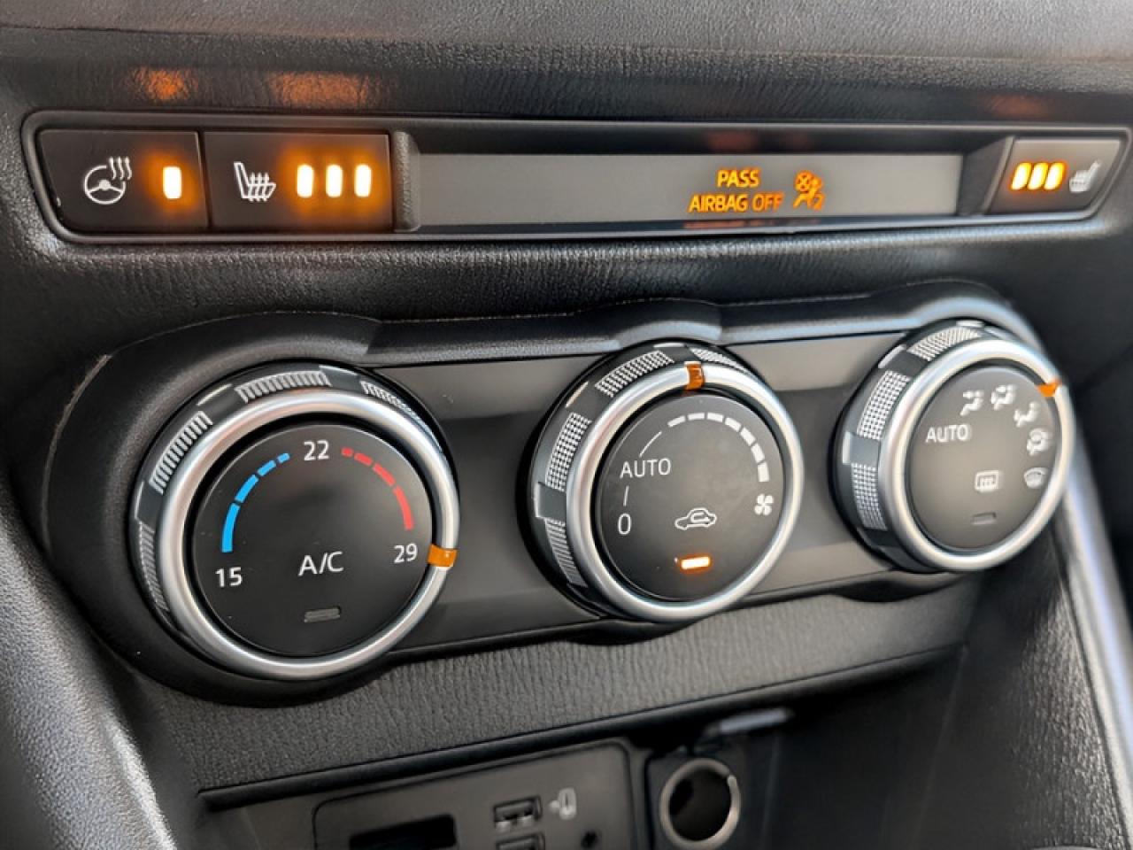 2019 Mazda CX-3 GT  **LOADED - AWD - CLEAN CARFAX** Photo