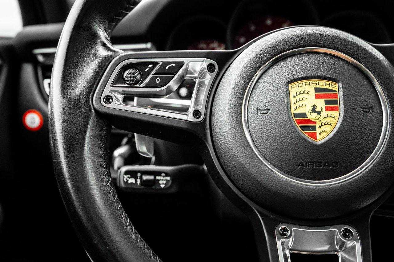 2021 Porsche Macan GTS Photo