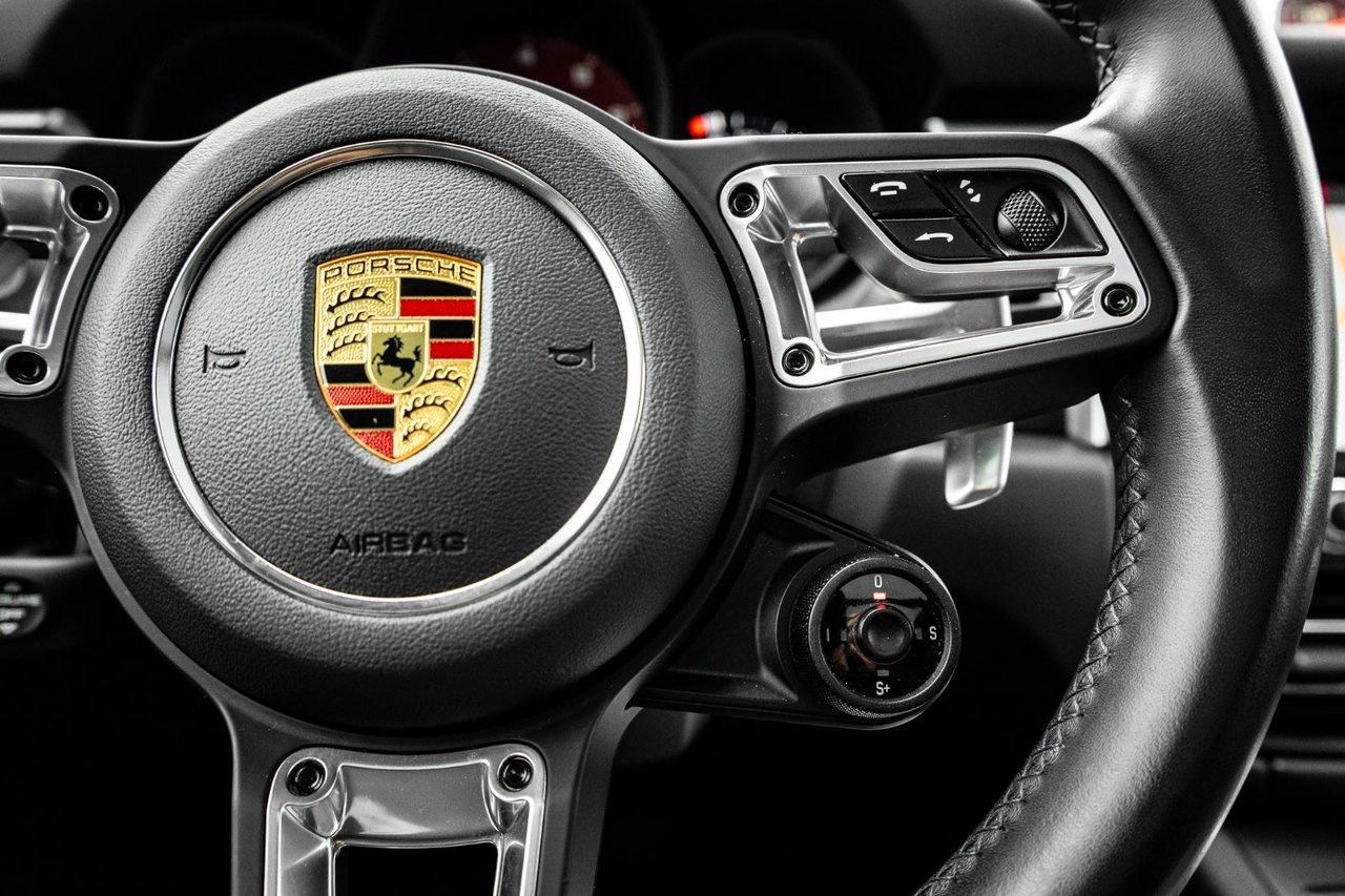 2021 Porsche Macan GTS Photo