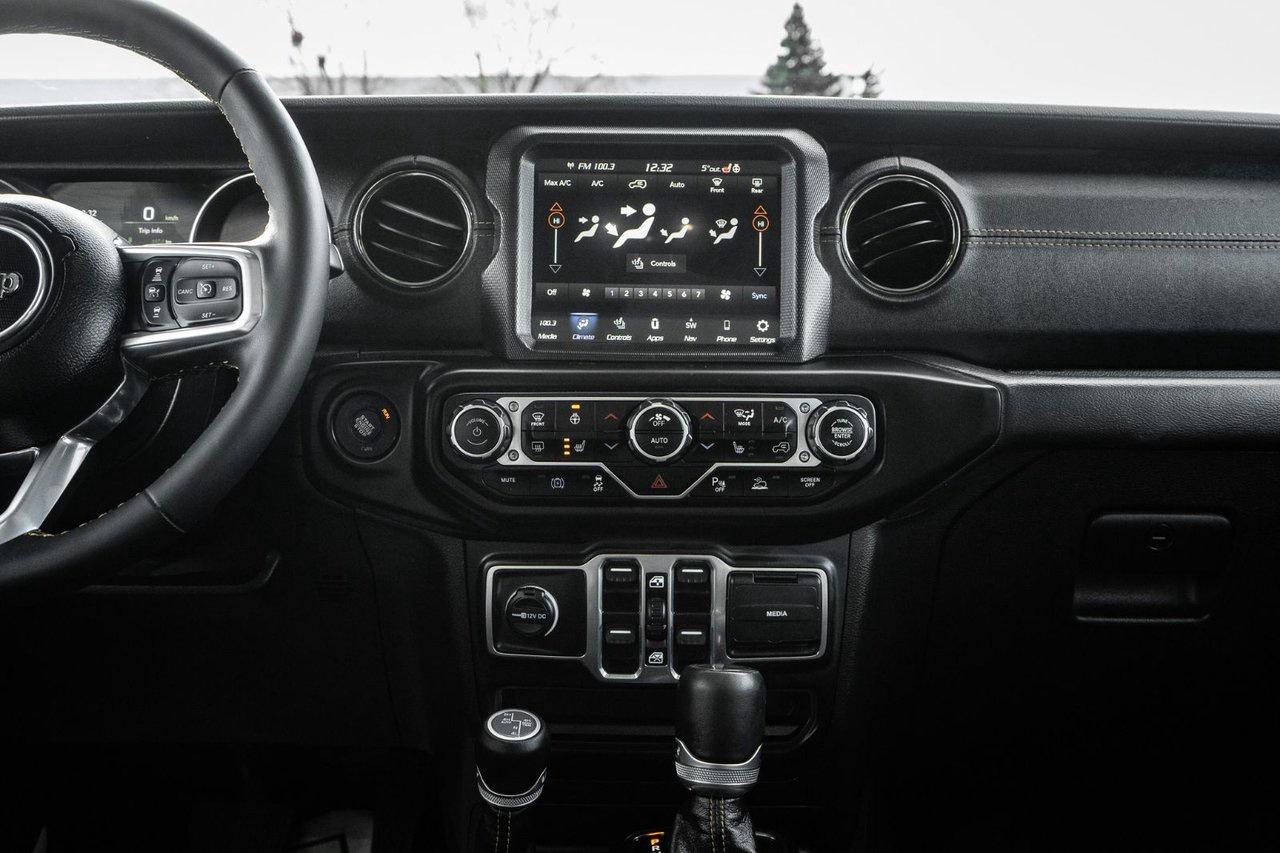 2023 Jeep Wrangler 4xe HIGH ALTITUDE Photo