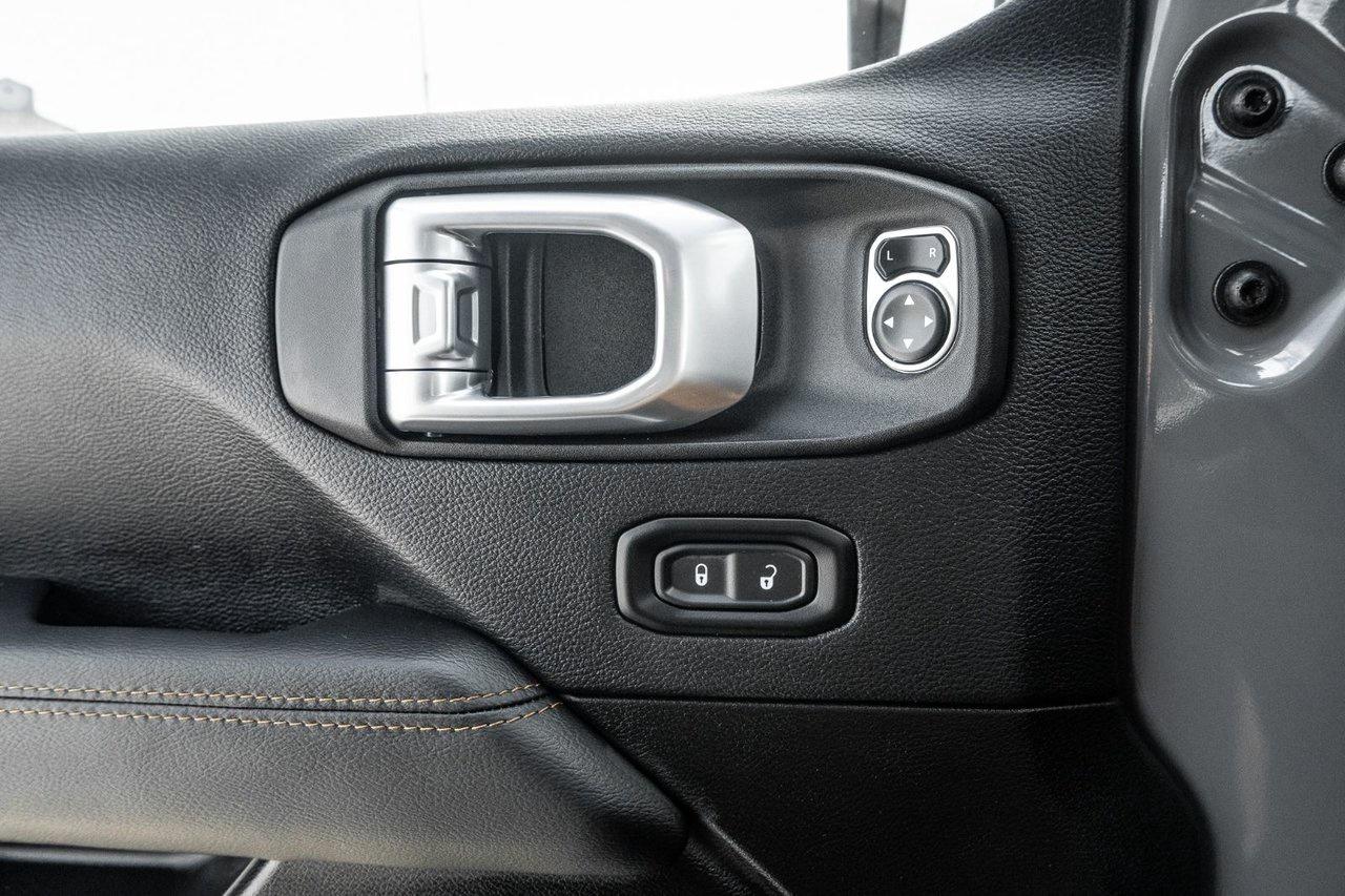 2023 Jeep Wrangler 4xe HIGH ALTITUDE Photo