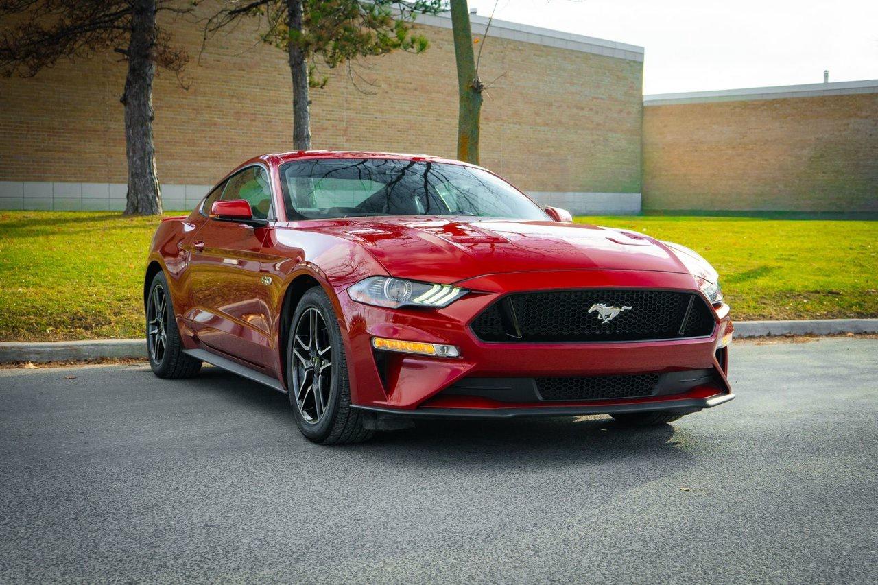 2022 Ford Mustang GT Premium Photo2