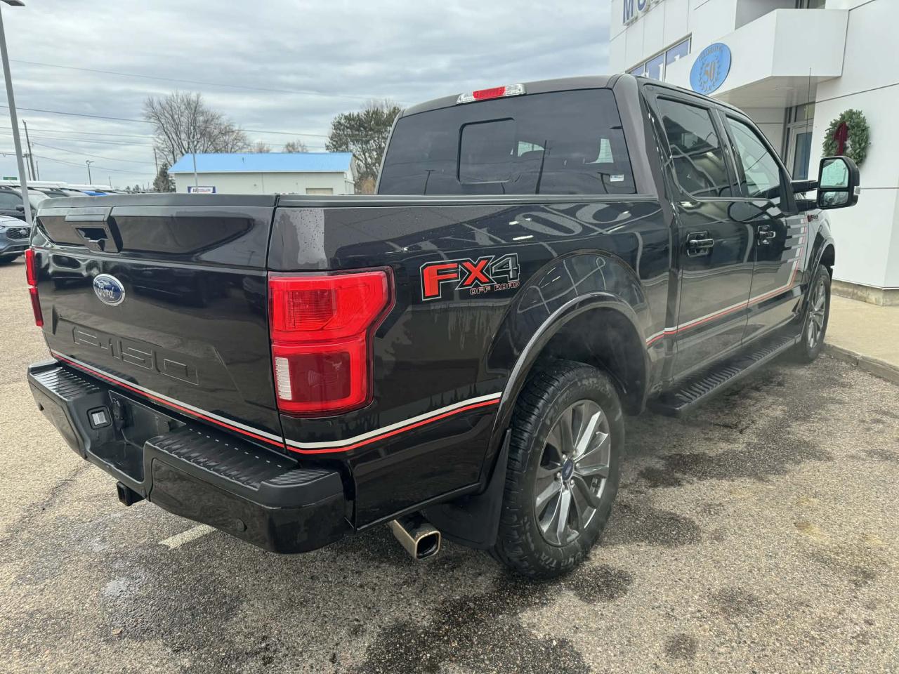 2018 Ford F-150 Lariat Photo3