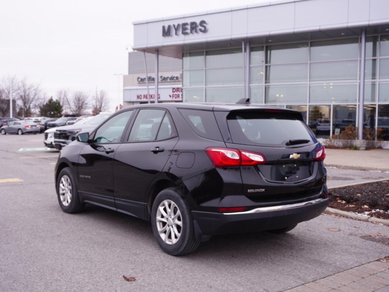 2018 Chevrolet Equinox LS  - Aluminum Wheels -  Apple CarPlay Photo2