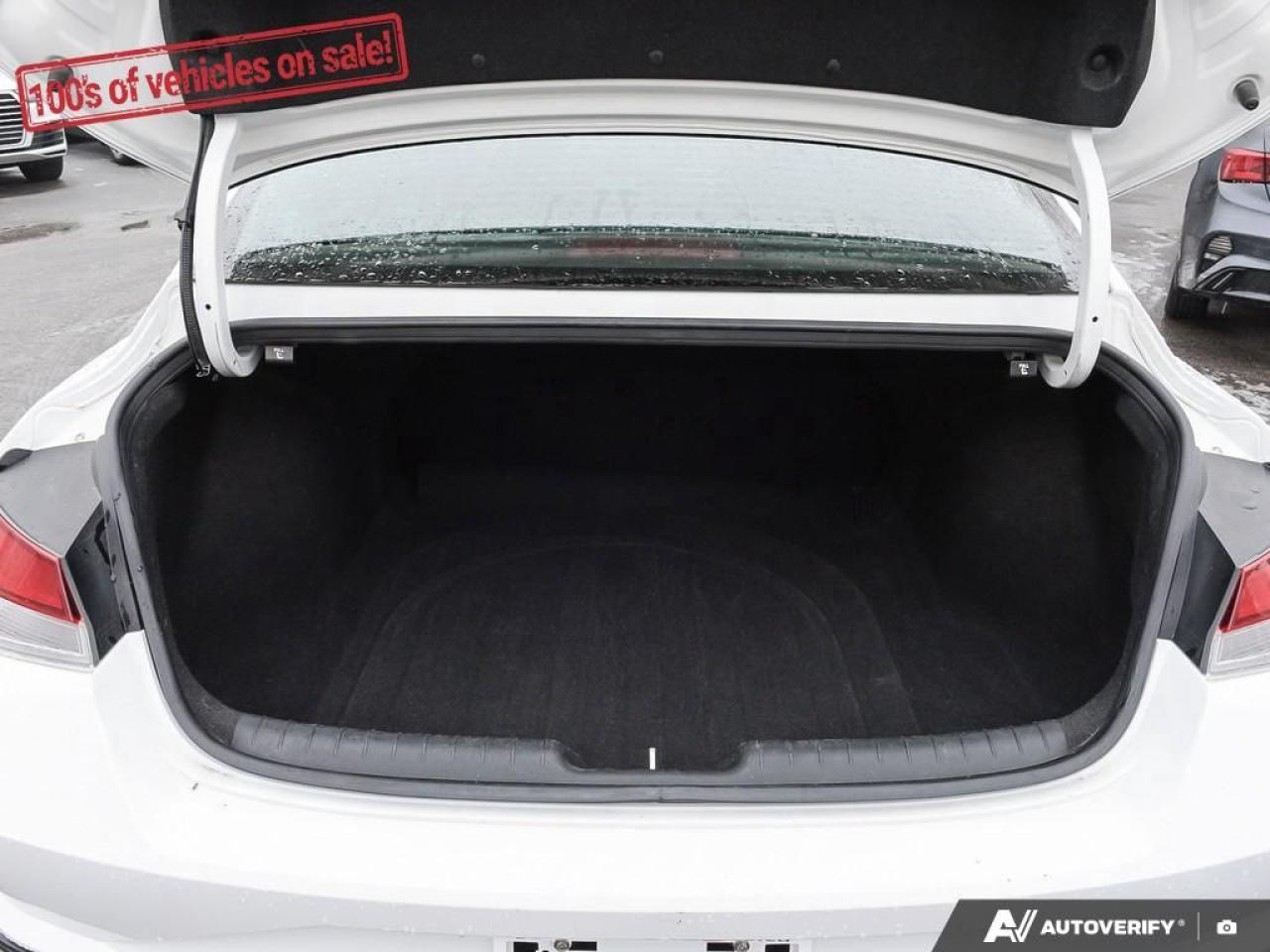 2021 Hyundai Elantra Preferred Photo