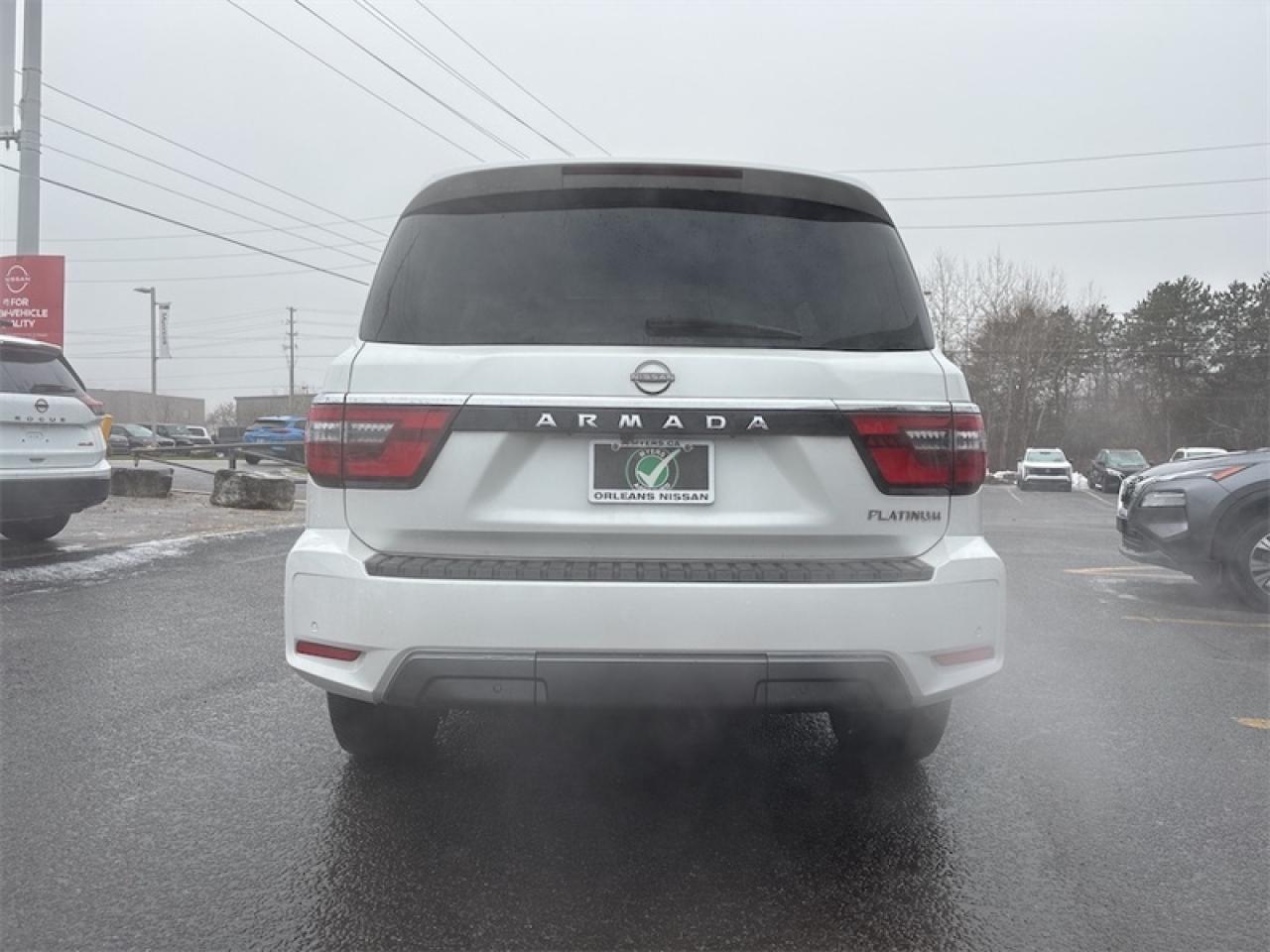 2021 Nissan Armada Platinum  - Cooled Seats -  Sunroof Photo3