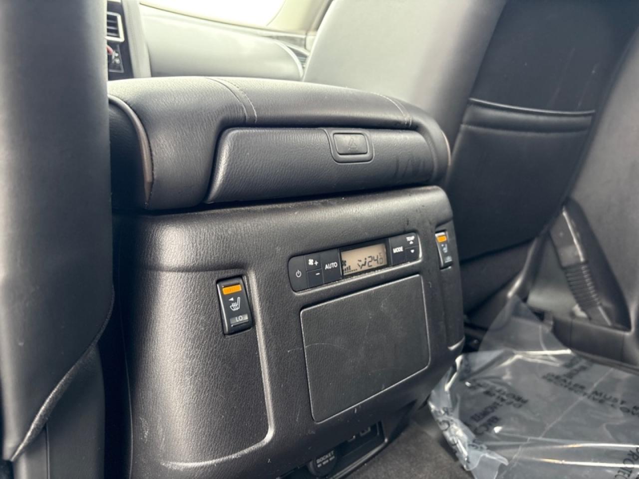 2021 Nissan Armada Platinum  - Cooled Seats -  Sunroof Photo