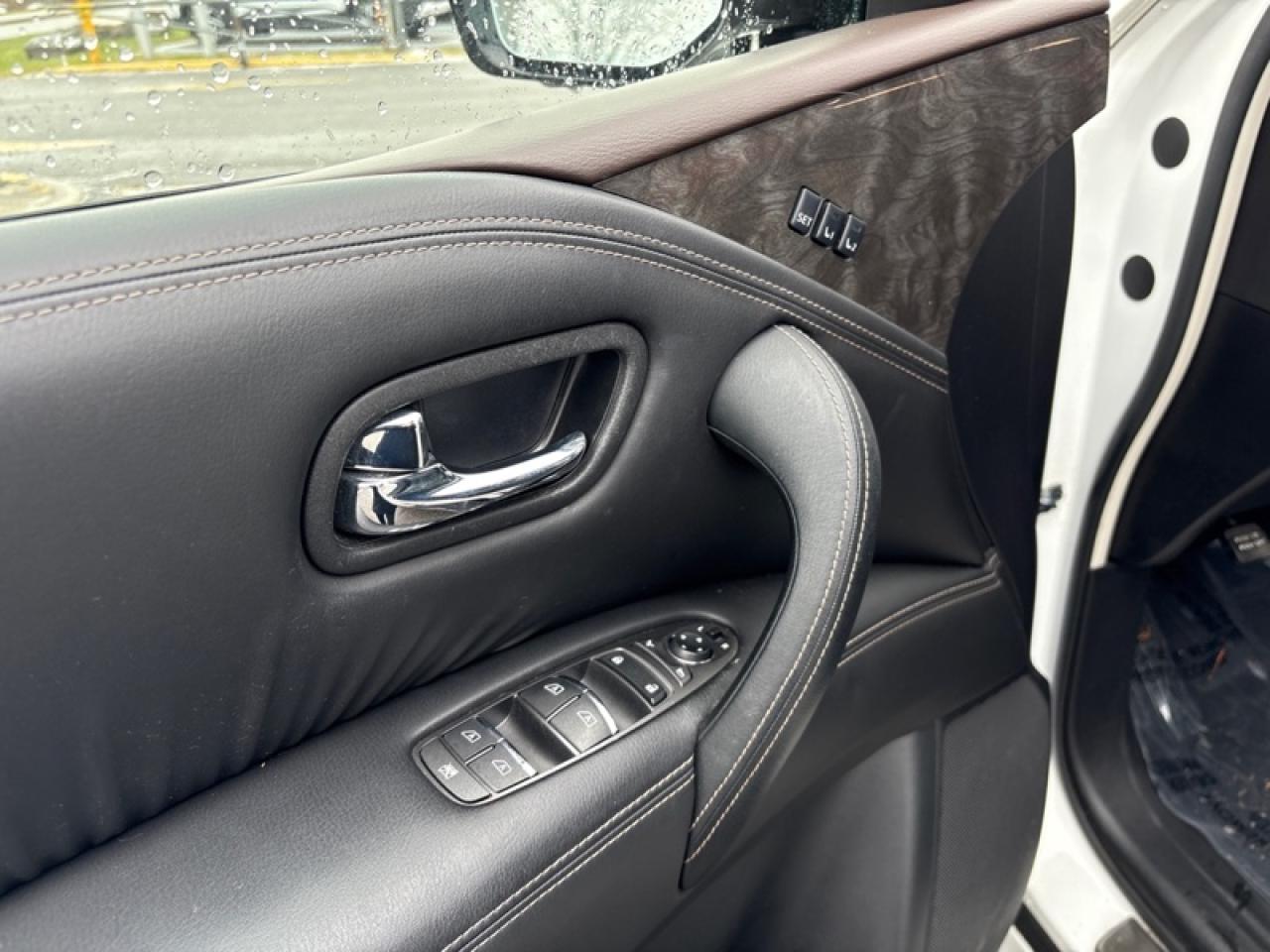 2021 Nissan Armada Platinum  - Cooled Seats -  Sunroof Photo