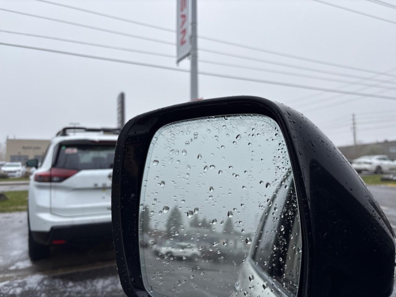 2021 Nissan Armada Platinum  - Cooled Seats -  Sunroof Photo