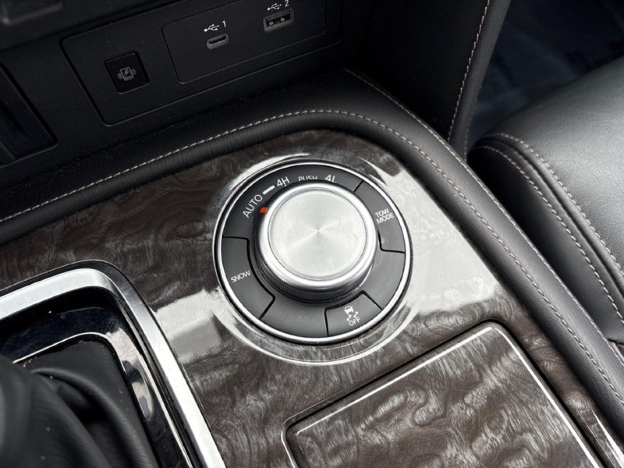 2021 Nissan Armada Platinum  - Cooled Seats -  Sunroof Photo