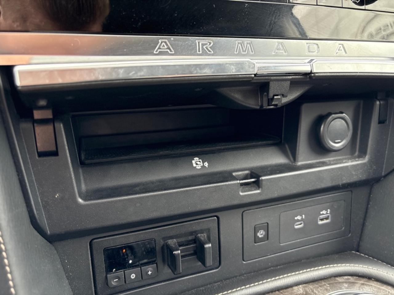 2021 Nissan Armada Platinum  - Cooled Seats -  Sunroof Photo