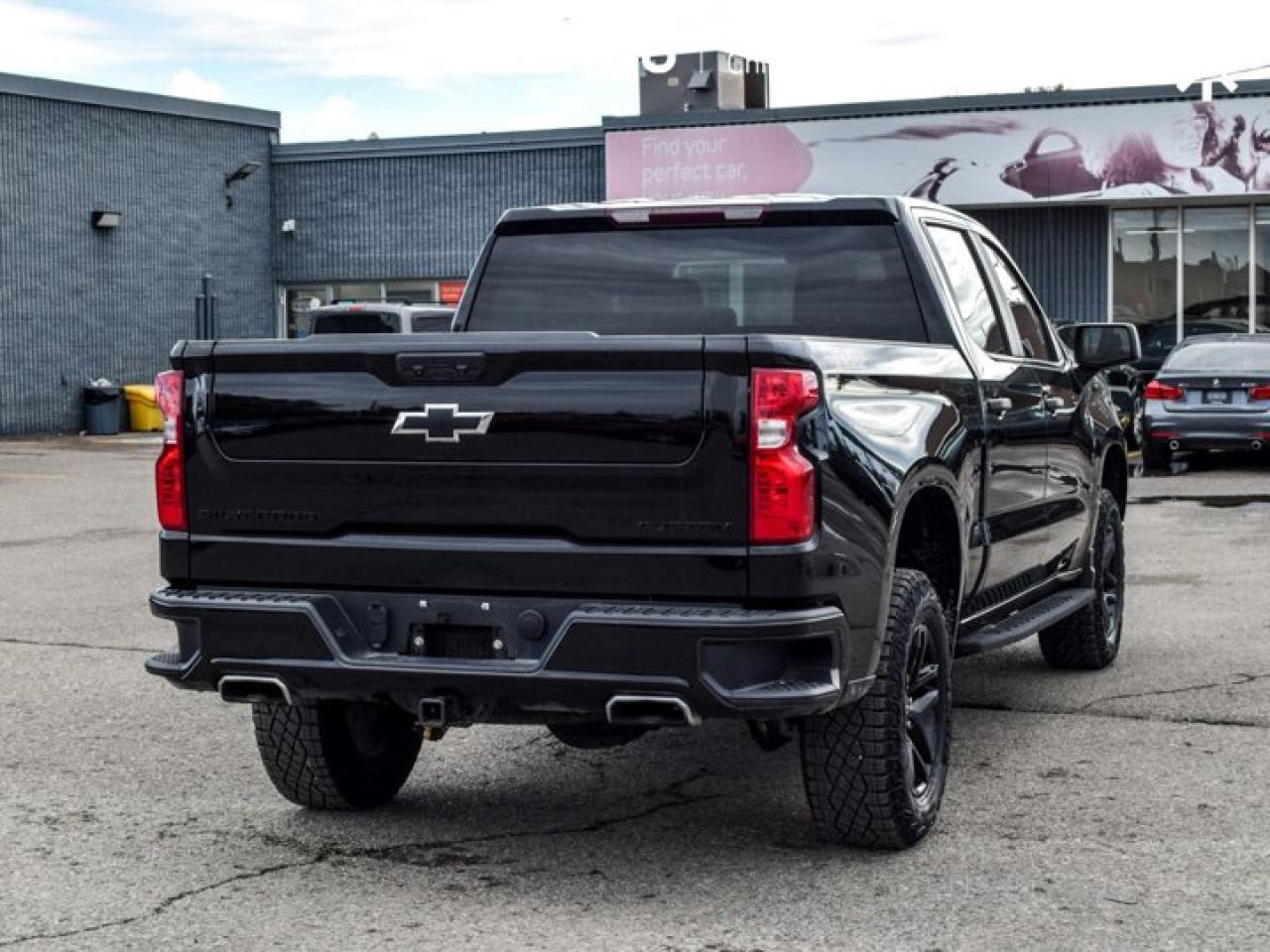 2023 Chevrolet Silverado 1500 Custom Trail Boss 4WD Crew Cab 147" 5.3L MultiPro Tailgate Photo