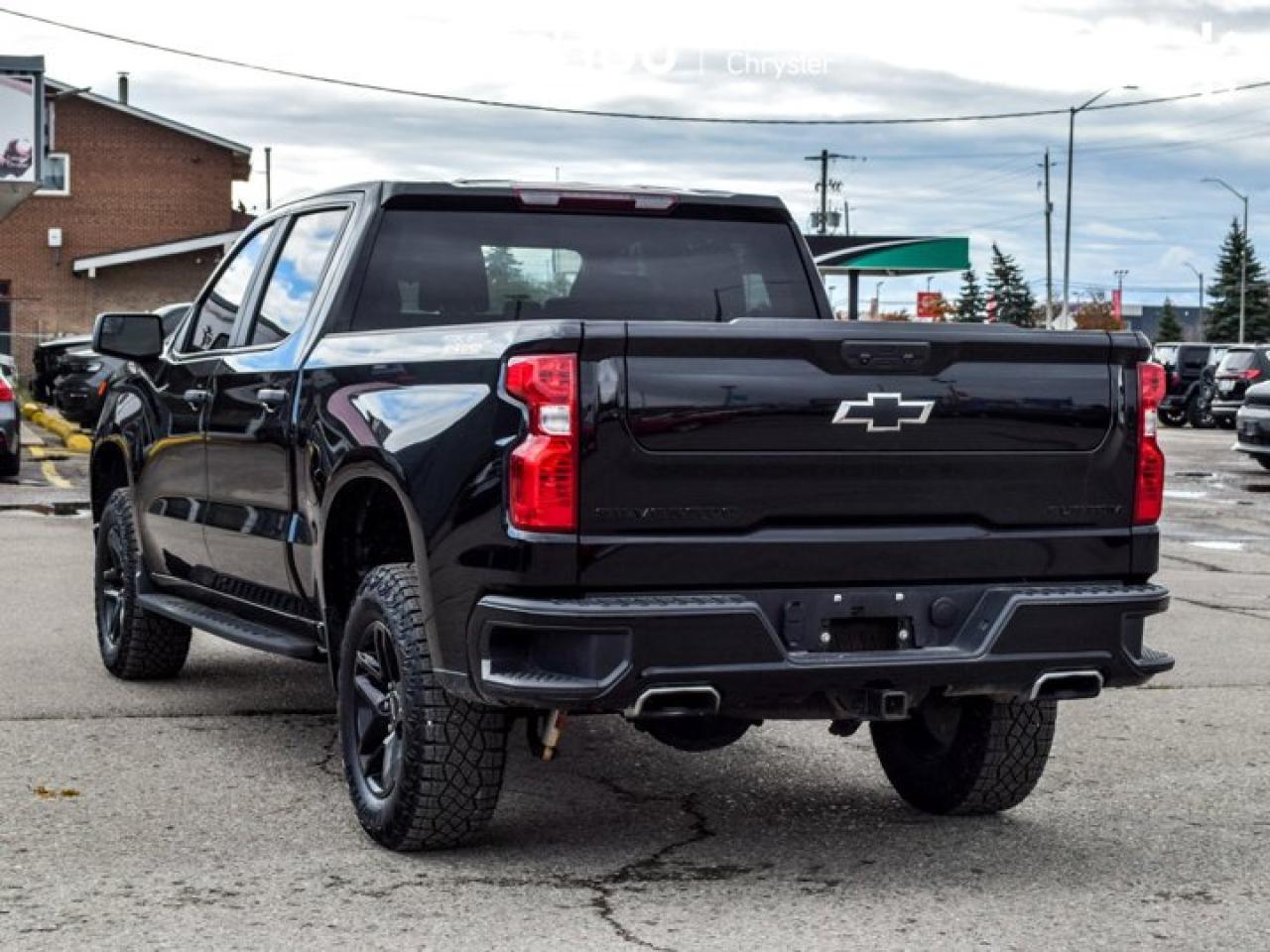 2023 Chevrolet Silverado 1500 Custom Trail Boss 4WD Crew Cab 147" 5.3L MultiPro Tailgate Photo