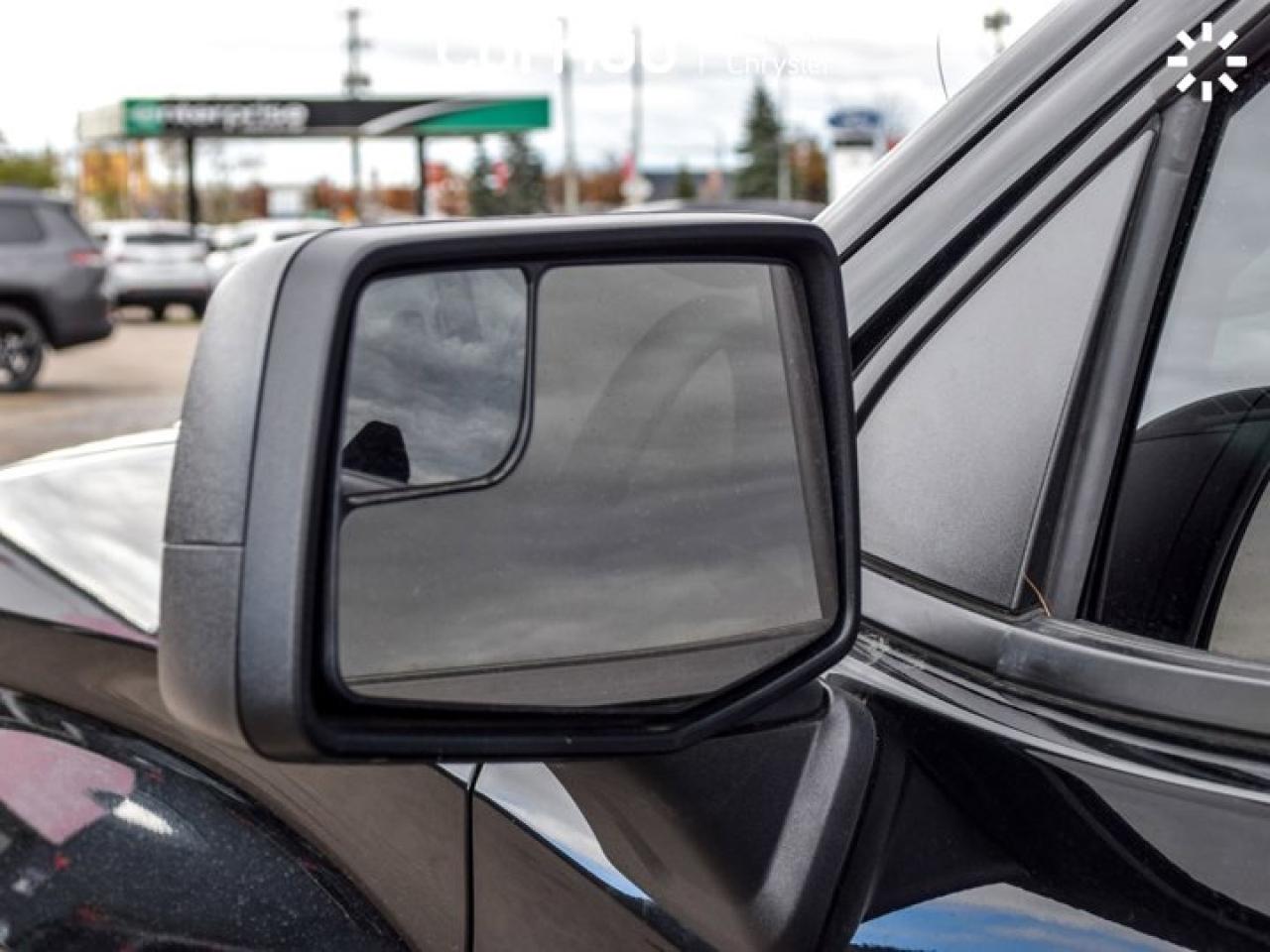 2023 Chevrolet Silverado 1500 Custom Trail Boss 4WD Crew Cab 147" 5.3L MultiPro Tailgate Photo