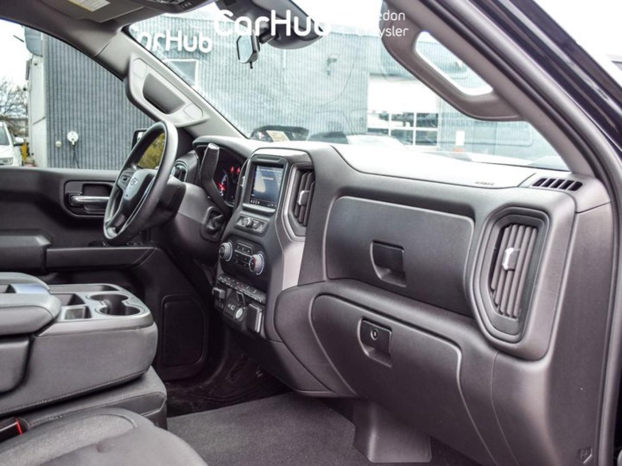 2023 Chevrolet Silverado 1500 Custom Trail Boss 4WD Crew Cab 147" 5.3L MultiPro Tailgate Photo