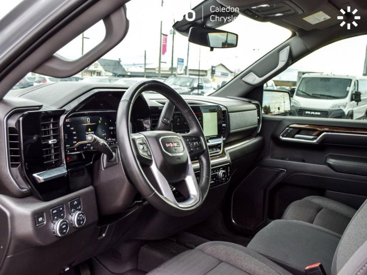 2024 GMC Sierra 1500 Elevation 4WD Crew Cab 147" 5.3L 6 Seater Lane Assist Remote Start Photo