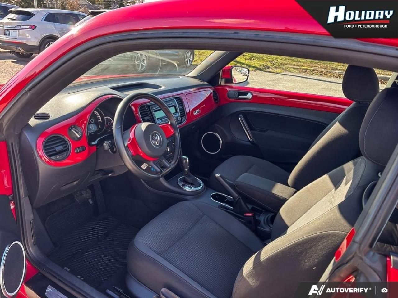 2014 Volkswagen Beetle Coupe Comfortline Photo