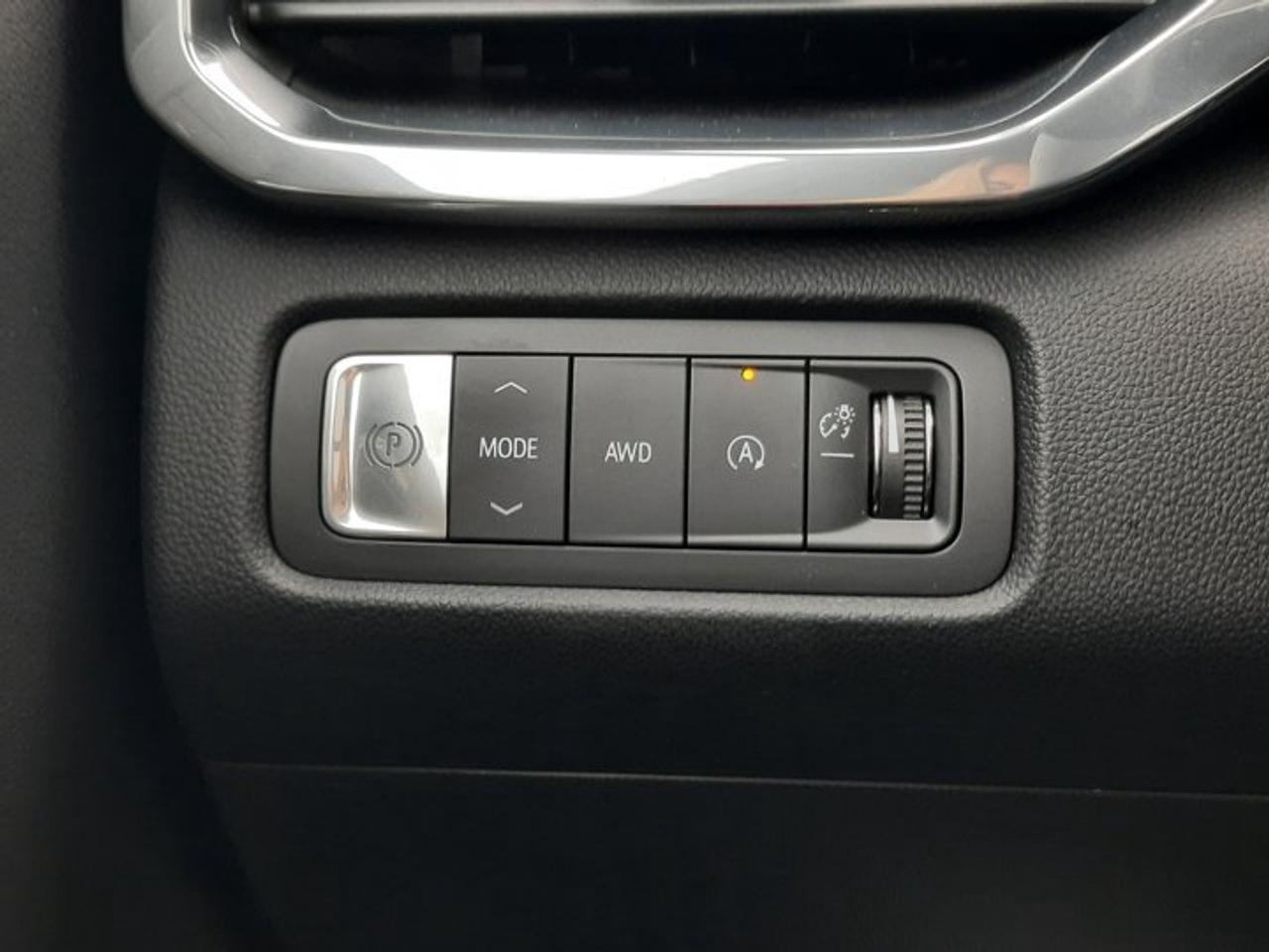 13172903