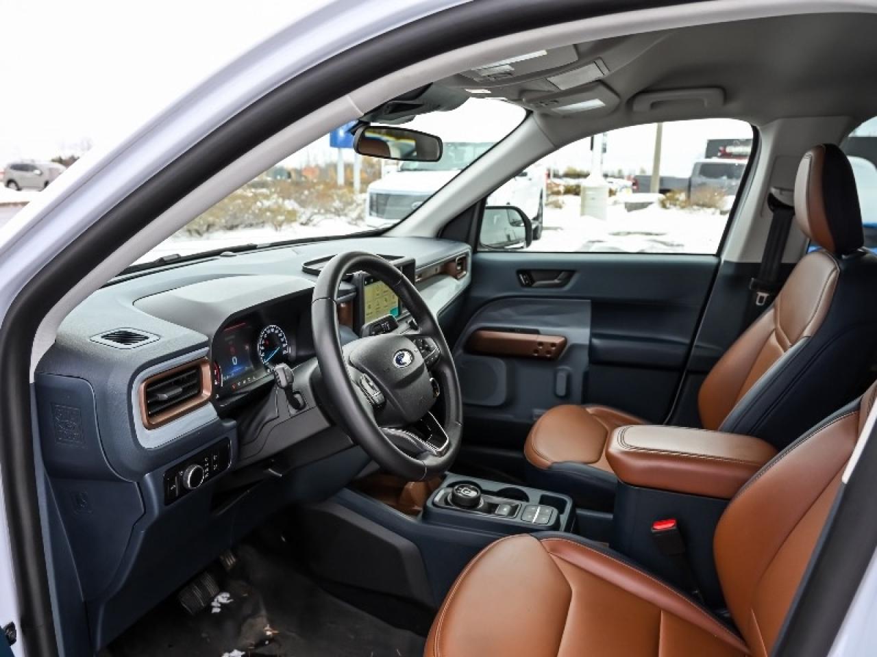 2023 Ford Maverick Lariat Photo