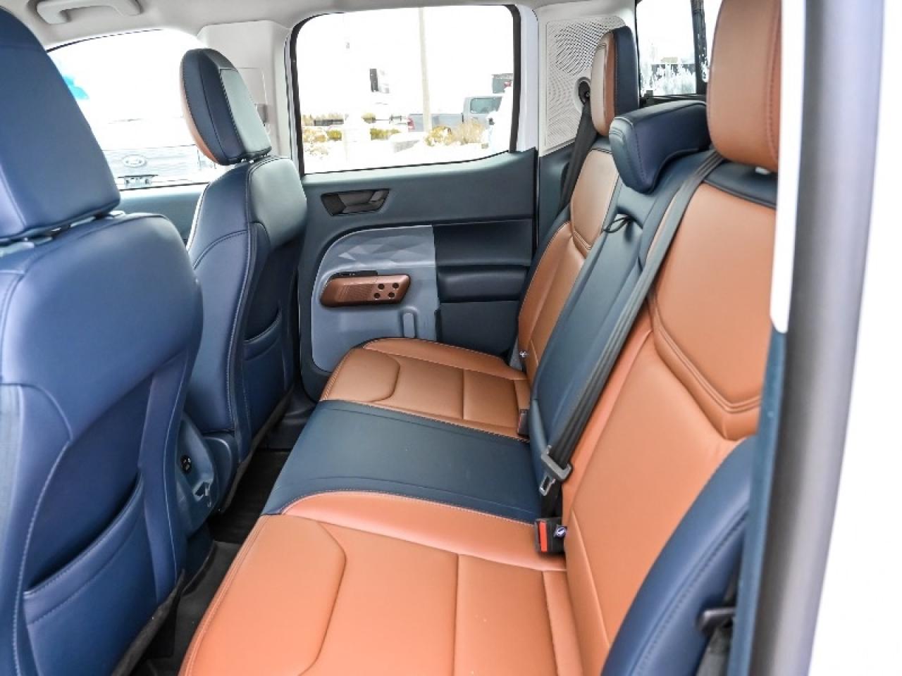 2023 Ford Maverick Lariat Photo