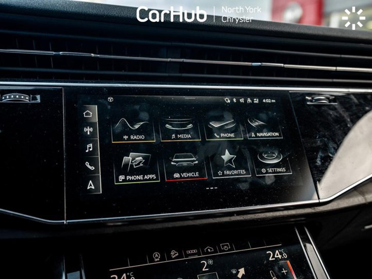 2022 Audi Q7 Komfort Panoroof Heated Seats & Wheel Side Assist Audi Pre Sense Photo