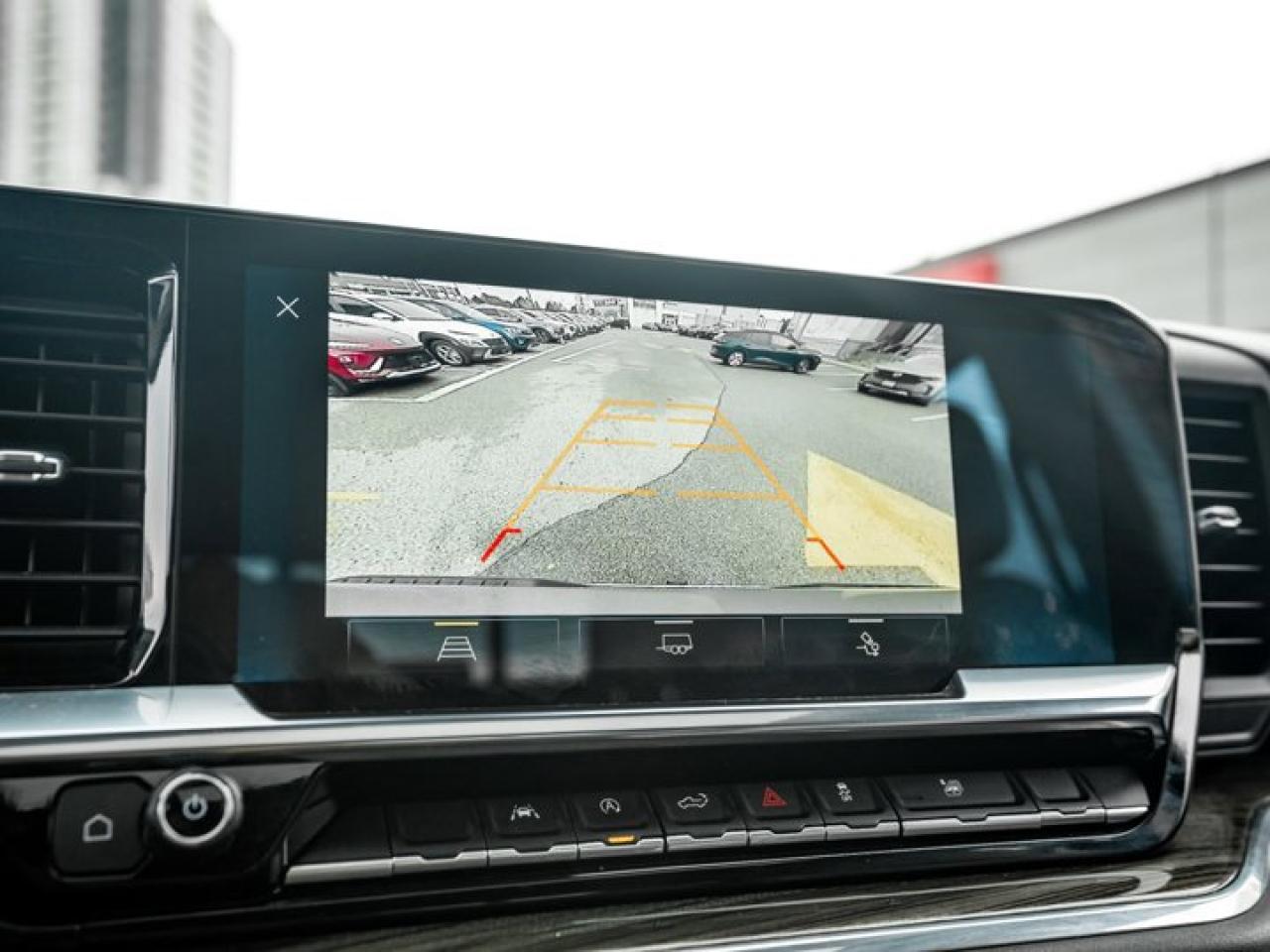 2023 Chevrolet Silverado 1500 RST 147'' V8 Sunroof Leather Captain Seats Tonneau Cover Photo