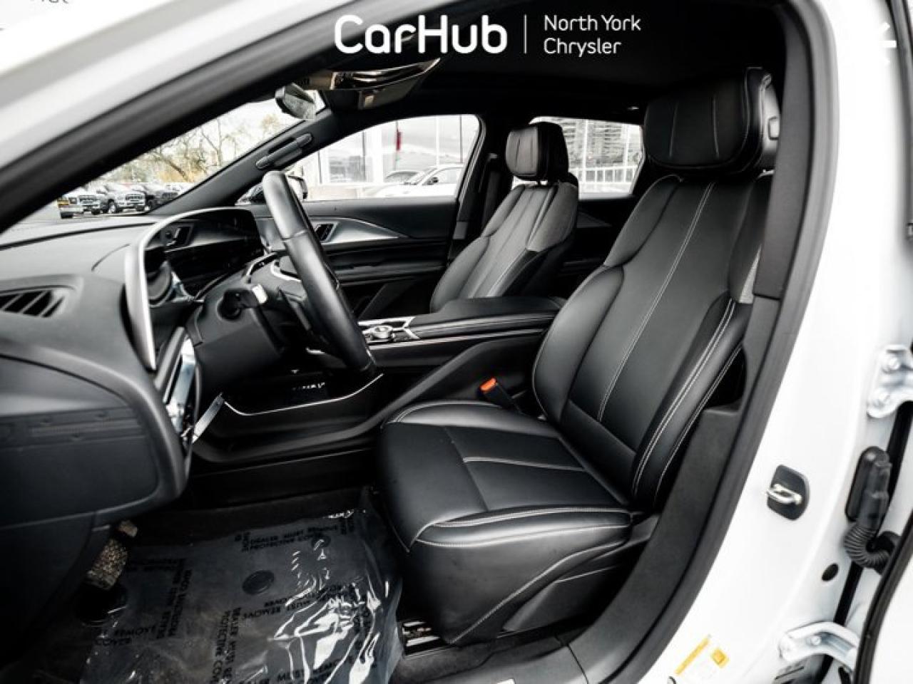 2024 Cadillac LYRIQ Tech Photo