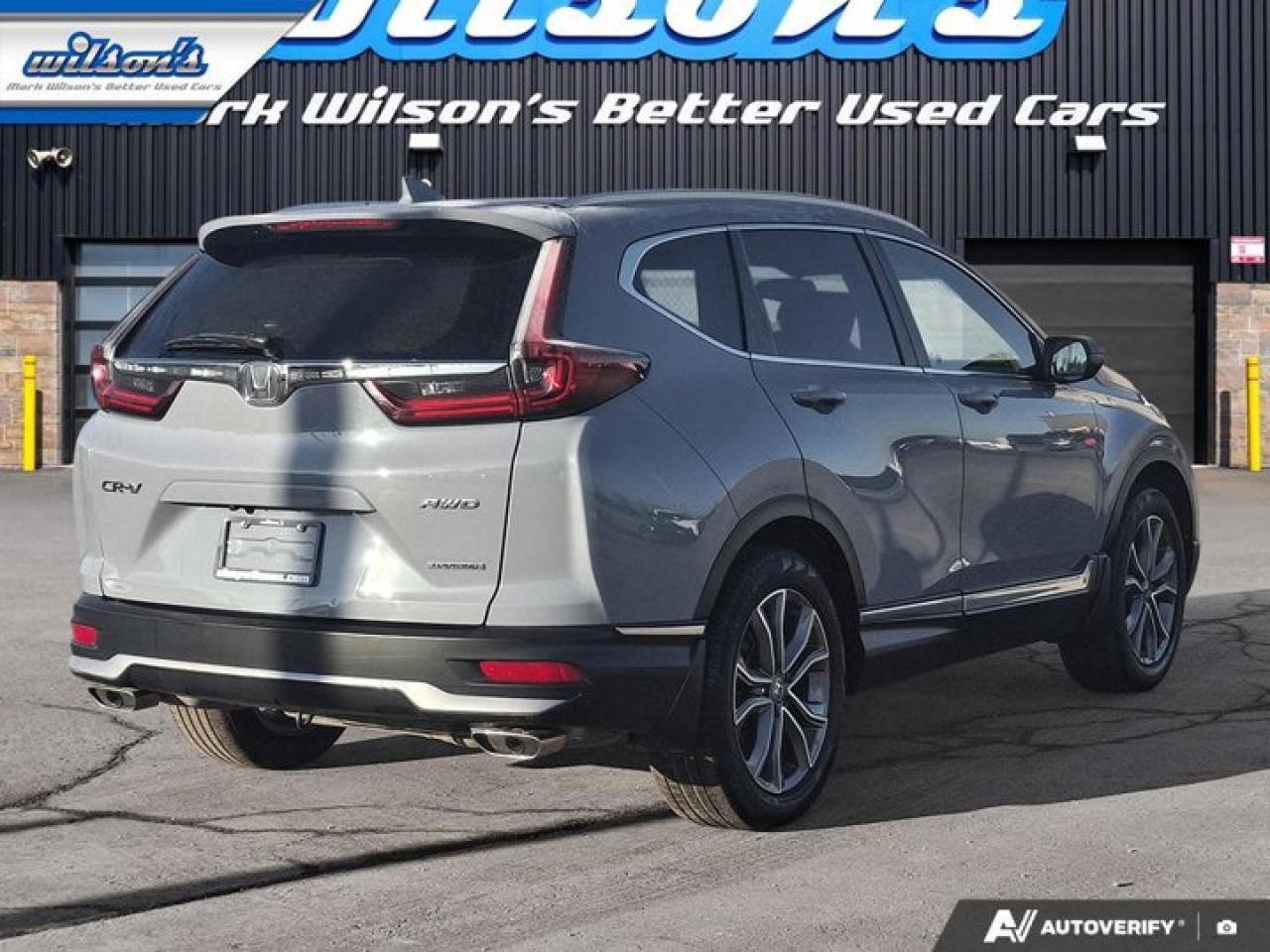 2020 Honda CR-V Touring AWD | Pano Roof | Leather | Heated Seats + Steering | Adaptive Cruise | Nav | and More ! Photo4