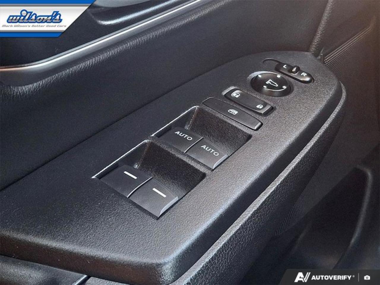 2020 Honda CR-V Touring AWD | Pano Roof | Leather | Heated Seats + Steering | Adaptive Cruise | Nav | and More ! Photo