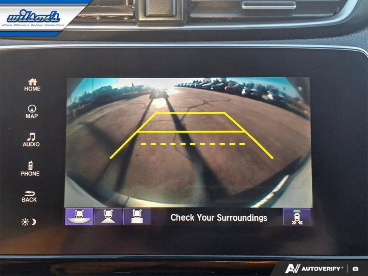 2020 Honda CR-V Touring AWD | Pano Roof | Leather | Heated Seats + Steering | Adaptive Cruise | Nav | and More ! Photo