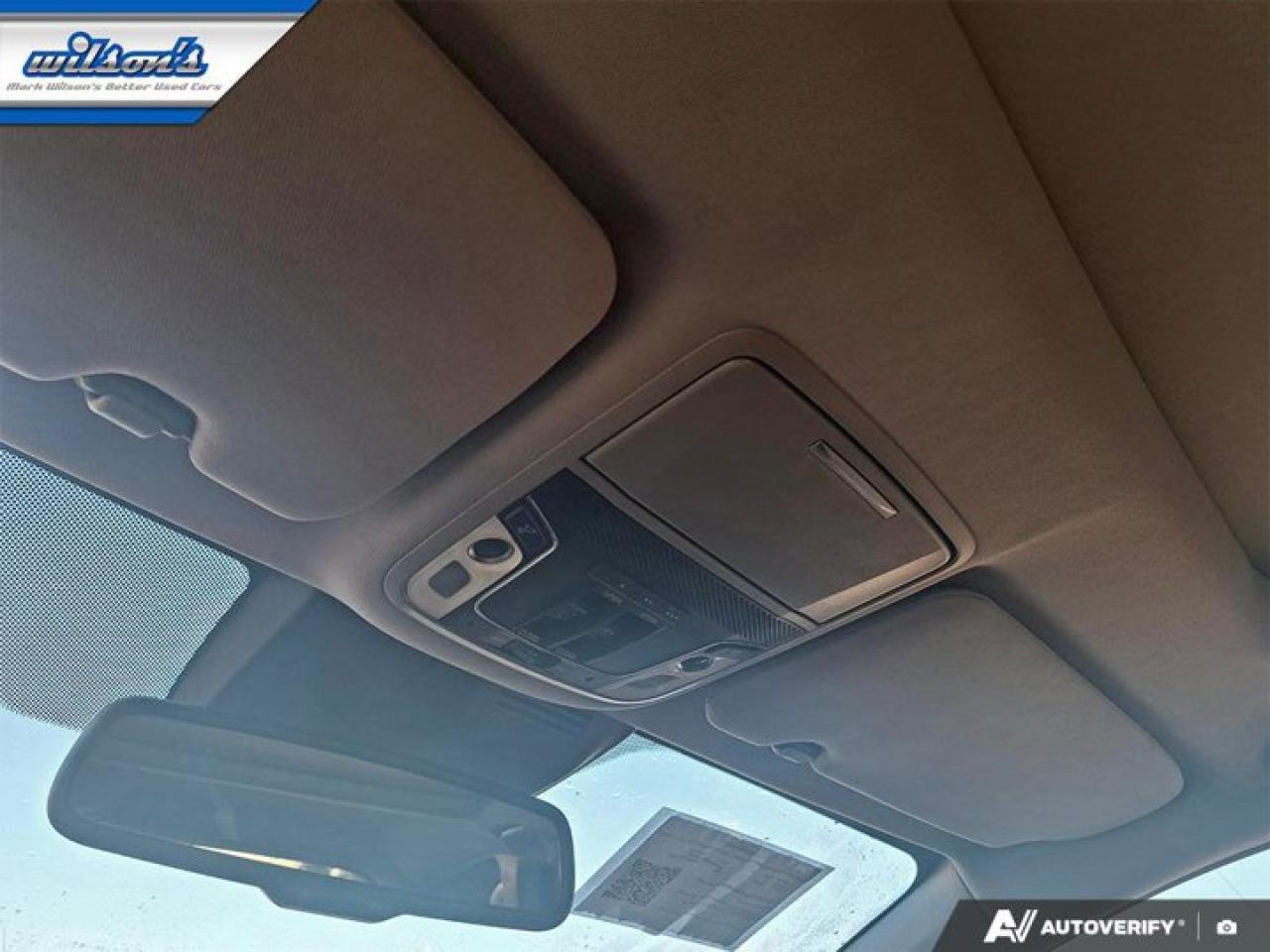 2020 Honda CR-V Touring AWD | Pano Roof | Leather | Heated Seats + Steering | Adaptive Cruise | Nav | and More ! Photo