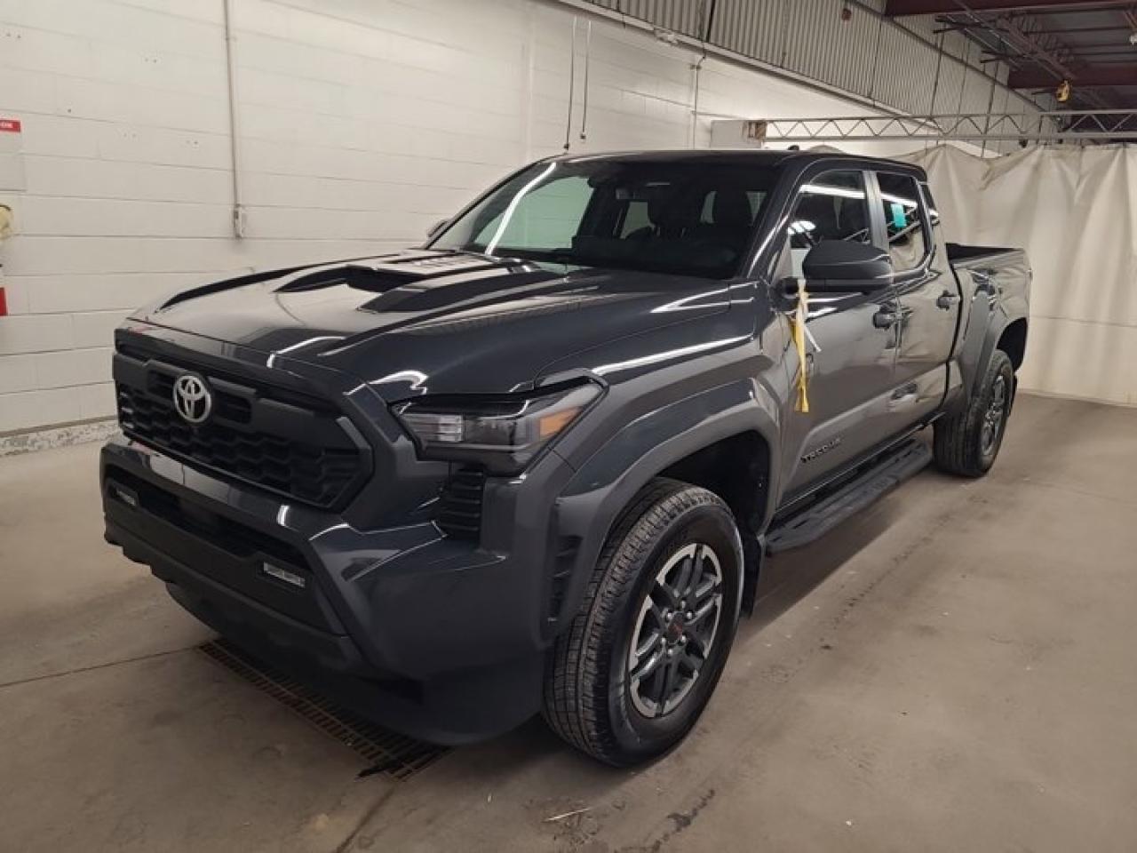 Used 2024 Toyota Tacoma TRD Sport Premium | SofTex Seats | Ventilated Seats | Sunroof | JBL Audio | Wireless Charger & More! for sale in Guelph, ON