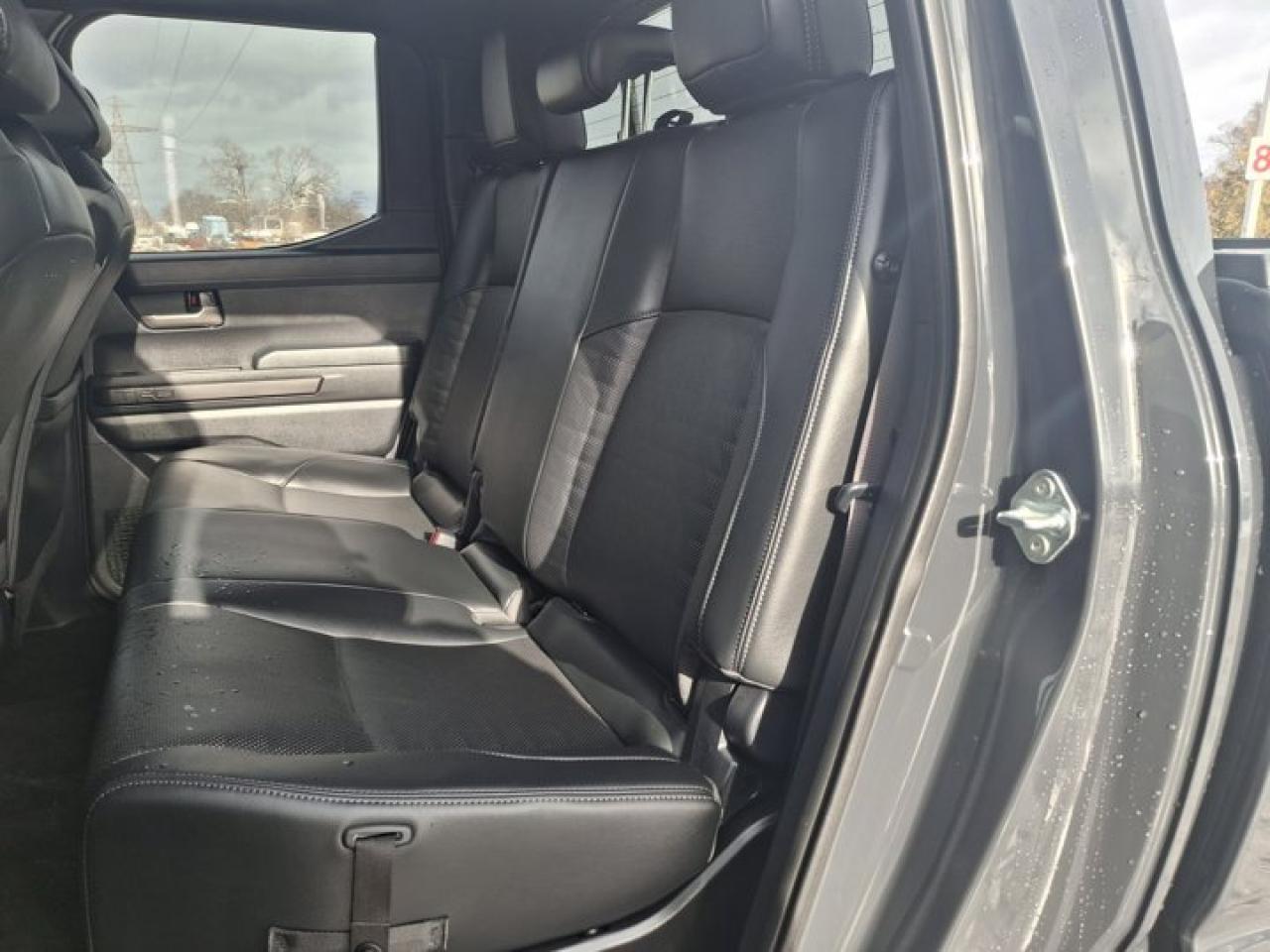 2024 Toyota Tacoma TRD Sport Premium | SofTex Seats | Ventilated Seats | Sunroof | JBL Audio | Wireless Charger & More! Photo