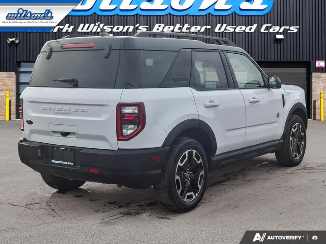 2024 Ford Bronco Sport Outer Banks 4WD | Heated Seats + Steering | Split Leather | Remote Start | Rear Cam | CarPlay & More Photo4