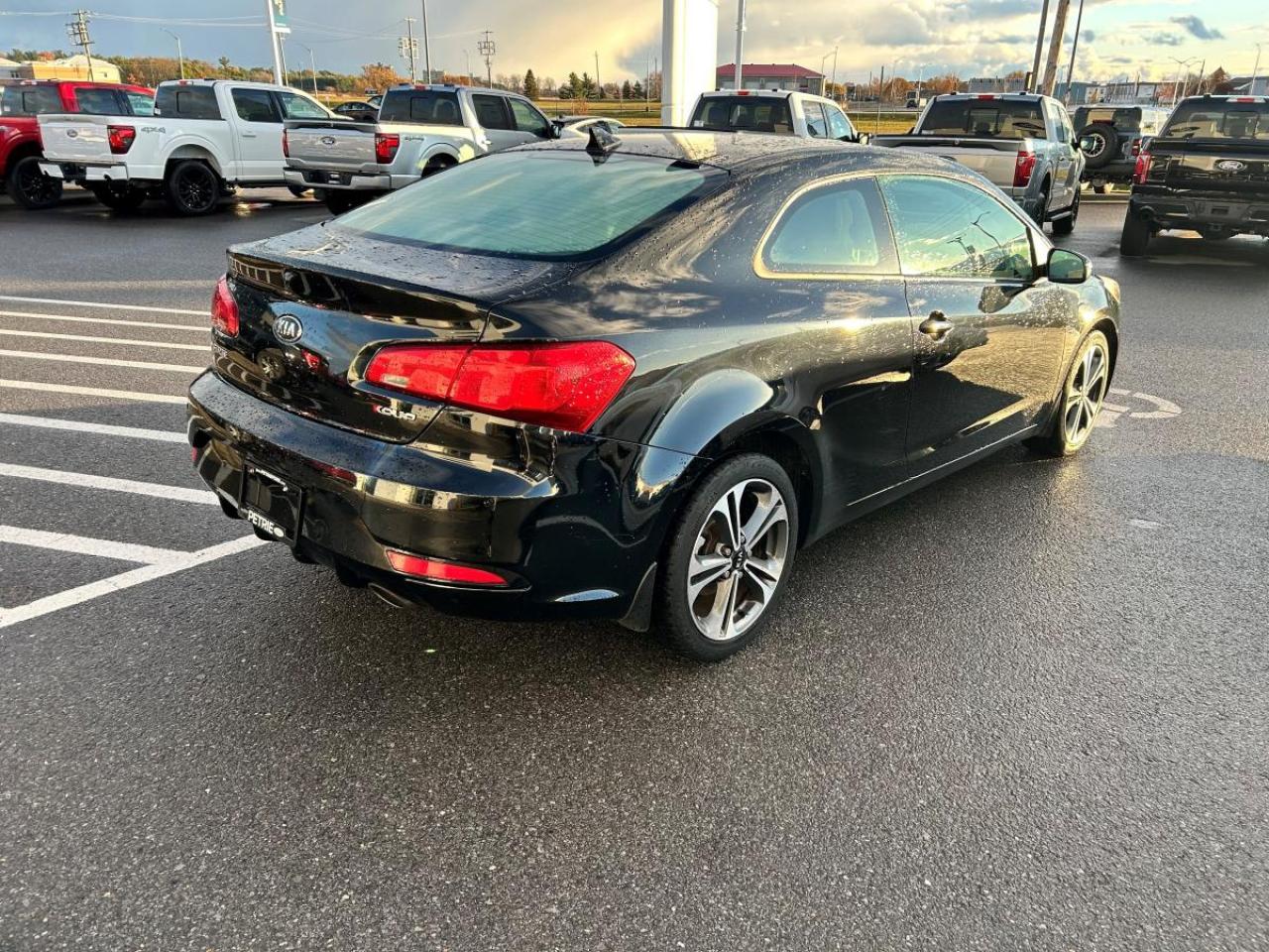 2015 Kia Forte Koup EX Photo4