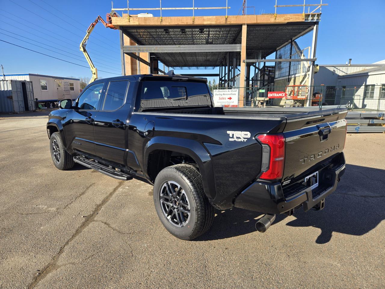 2025 Toyota Tacoma TRD SPORT PREMIUM Photo2