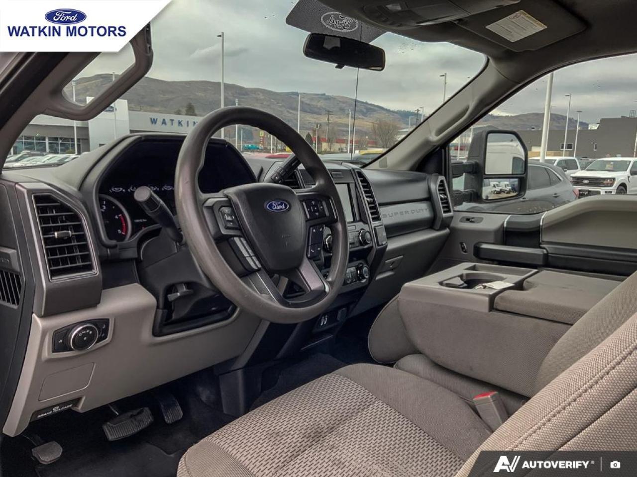 2019 Ford F-350 CREW CAB 4X4 XLT 176" Photo15