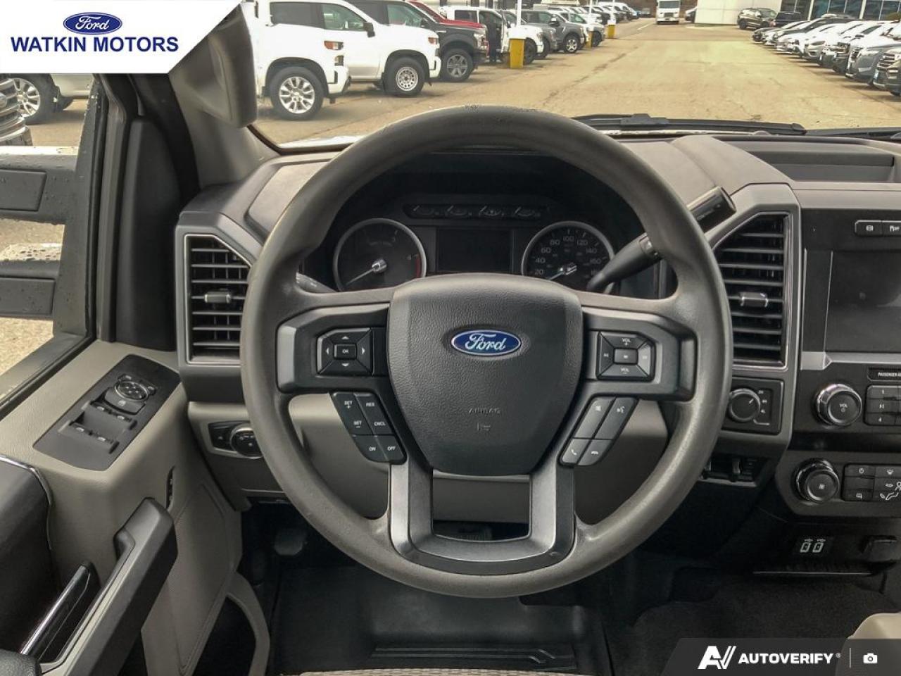 2019 Ford F-350 CREW CAB 4X4 XLT 176" Photo16