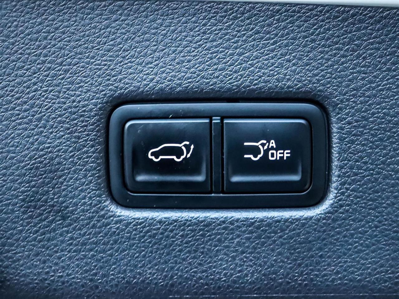 2024 Kia Carnival SX Photo