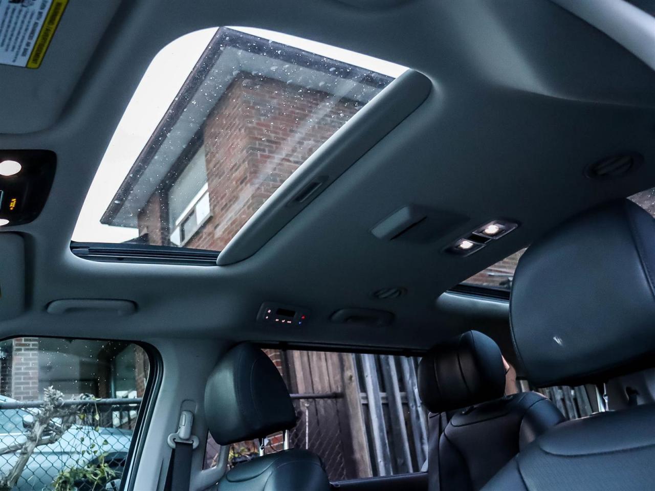 2024 Kia Carnival SX Photo