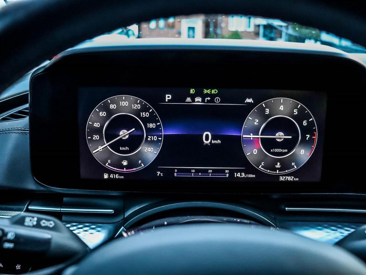 2024 Kia Carnival SX Photo