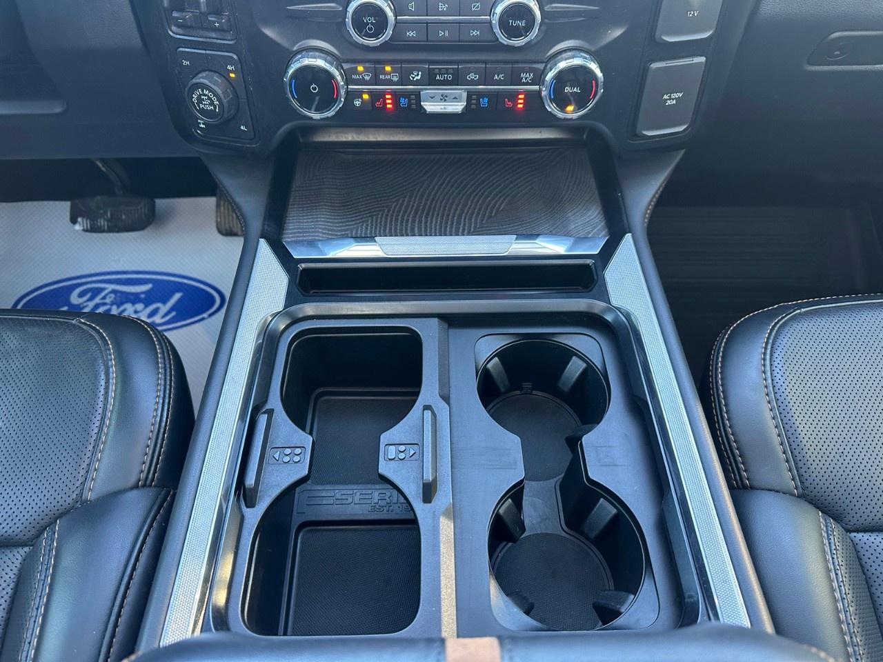 2023 Ford F-350 Super Duty SRW PLATINUM 4WD CREW CAB 6.75' BOX Photo