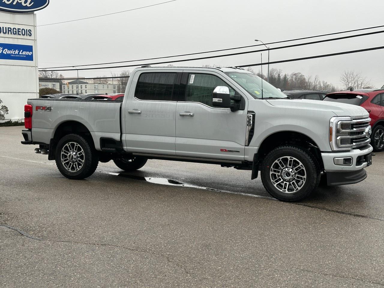 2026 Ford F-350 Super Duty SRW PLATINUM 4WD CREW CAB 6.75' BOX Photo4