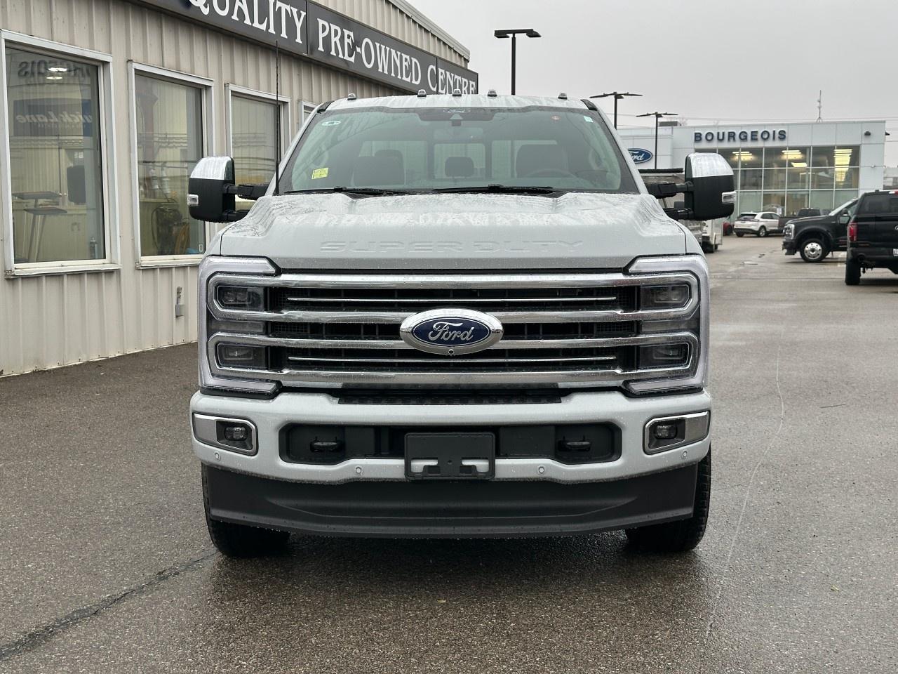 2026 Ford F-350 Super Duty SRW PLATINUM 4WD CREW CAB 6.75' BOX Photo2