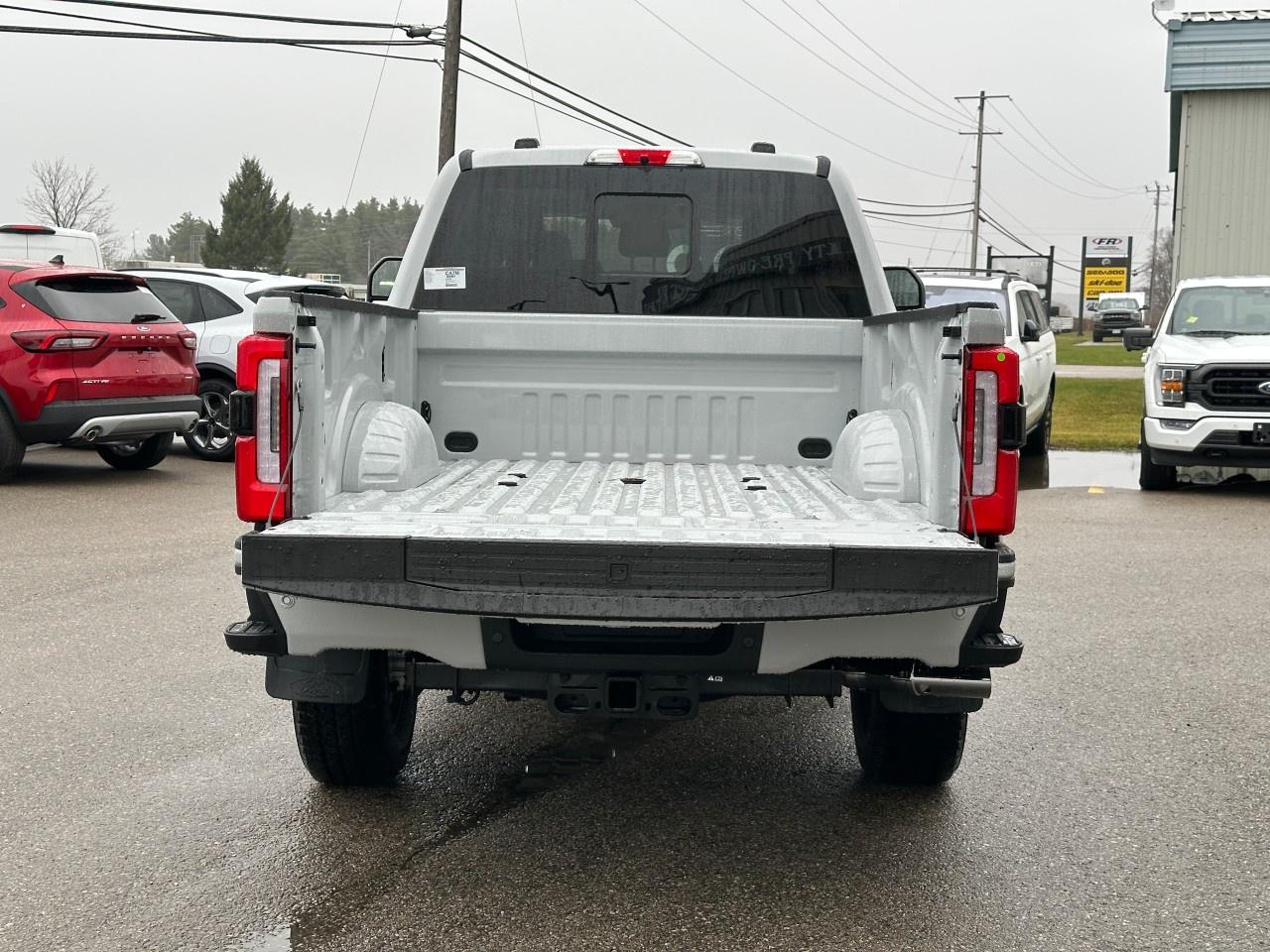 2026 Ford F-350 Super Duty SRW PLATINUM 4WD CREW CAB 6.75' BOX Photo